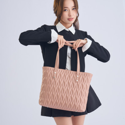 Túi Yuumy ( Thời trang nữ chần chỉ kiểu dáng hiện đại - Túi xách da Seasand YTX52 )