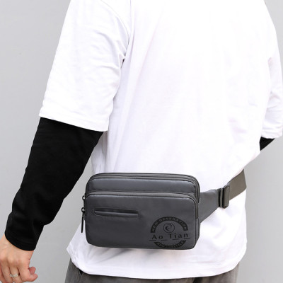 Túi đeo chéo nam phong cách mới  - BEE GEE DCN9359