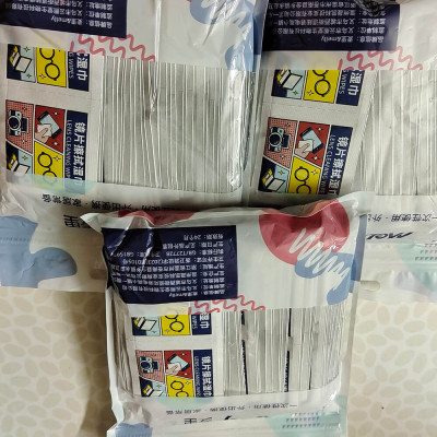 100 Miếng Giấy Lau Kính Cận Dùng 1 Lần Melly Khăn Lau Kính Mắt Khử Khuẩn Đa Năng Chống Hơi Nước