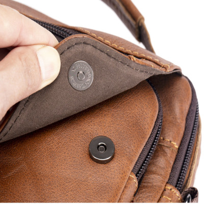 Túi đeo chéo nam DA BÒ THẬT – BEE GEE DCN9385