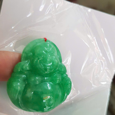 Mặt dây chuyền Nữ Phật Di Lặc bụng tròn Đá Ngọc Cẩm Thạch Xanh tươi đều đẹp Size C40mm x N37mm x S12mm Anh Chị bọc Vàng đeo đẹp ạ