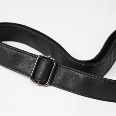 Túi đeo chéo nam phong cách mới – BEE GEE DCN9351