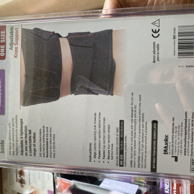 BĂNG HỖ TRỢ ĐẦU GỐI MUELLER  CÓ THỂ ĐIỀU CHỈNH ĐƯỢC (57227)