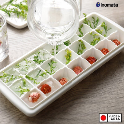 Khay làm đá có nắp đậy Inomata Ice Tray 12 viên