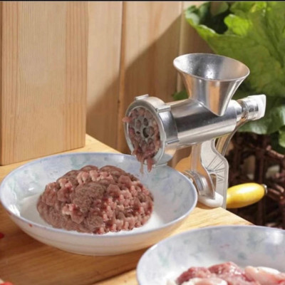 Máy Xay Thịt Quay Bằng Tay Chất Liệu Gang Size 10 - Kèm 3 Ống Nhồi, Chất Lượng Loại Tốt