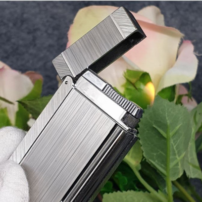 Vỏ Hột Quẹt Bật Lửa Upon D177B Họa Tiết Xước Mịn Viền Xước Chéo Màu Bạc - Dùng Gas Đá Cao Cấp