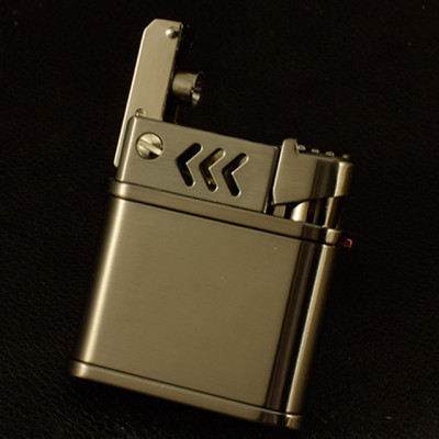 Vỏ Hột Quẹt Bật Lửa Chief CF219 Thiết Kế Cổ Điển Sang Trọng - Dùng Xăng Bấc Đá Cao Cấp