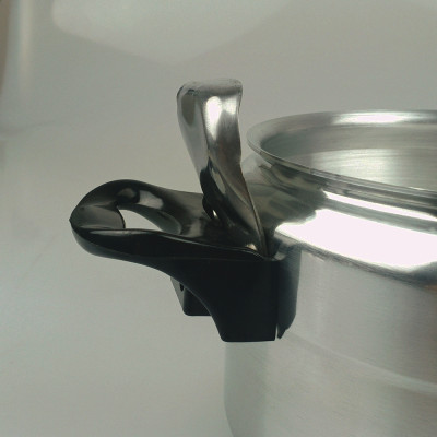 Nồi áp suất đun ga đáy từ Fujika dung tích từ 3Lit đến 11 lít sử dụng được trên bếp từ, Màu giao ngẫu nhiên-Hàng chính hãng