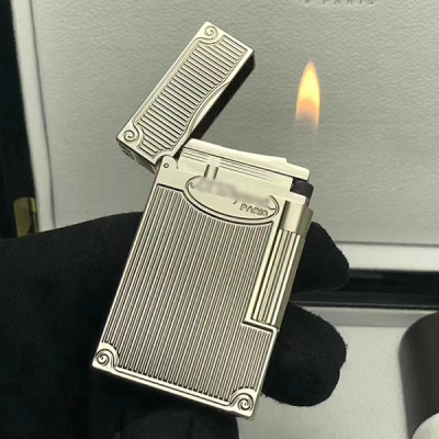Vỏ Hột Quẹt Bật Lửa Upon Gas Đá D118B Họa Tiết Kẻ Dọc Cách Điệu Hoa Văn 4 Góc Màu Bạc - Dùng Gas Đá Cao Cấp