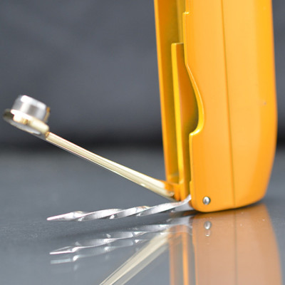 Bộ Set Phụ Kiện 2 Món HB-422 Gồm Vỏ Hột Quẹt Bật Lửa Khò 2 Tia Đa Năng + Cắt Thiết Kế Sang Trọng Cao Cấp