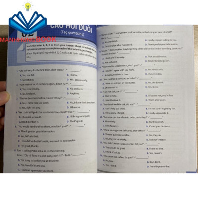 Sách - Bài tập giao tiếp Tiếng Anh ( ôn thi vào 10 và 10 chuyên)