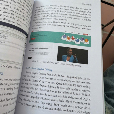 GIÁO DỤC VÀ KHOA HỌC MỞ: CẨM NANG HƯỚNG DẪN DÀNH CHO GIẢNG VIÊN VÀ NHÀ NGHIÊN CỨU - Nguyễn Linh Chi, Vũ Nguyễn Quang Duy, Phan Thị Thanh Thảo, Phạm Hiệp - IPER - NXB Đại học Quốc gia Hà Nội.