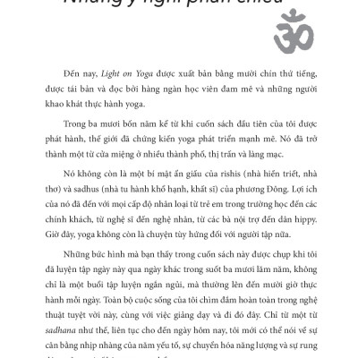 YOGA SOI SÁNG: Thánh Kinh Của Yoga Hiện Đại - Những Triết Ký Và Hướng Dẫn Thực Hành Bởi Bậc Thầy B. K. S. Iyengar