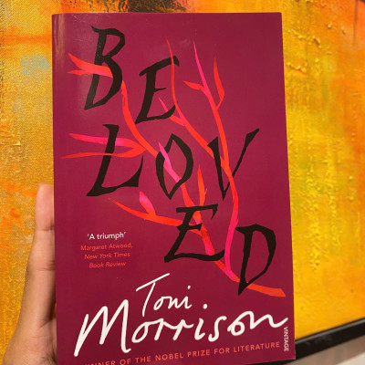 Sách - Beloved by Toni Morrison (Beloved Trilogy #1) - Pulitzer Prize Winner / English Book / Sách Ngoại văn Nhập khẩu