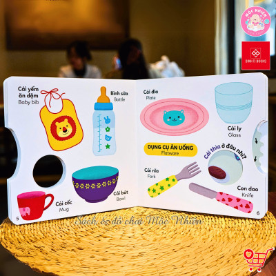 Sách tương tác - Xoay xoay xoay - Đi tìm... Dành cho bé từ 0-6 tuổi (Đinh Tị Books)