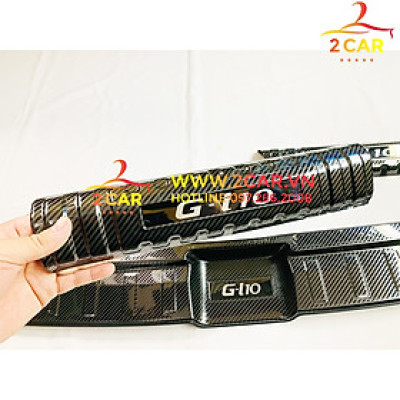 Ốp chống trầy cốp trong, ngoài CARBON xe Hyundai Grand i10 2021-2022, vân Cacbon cao cấp
