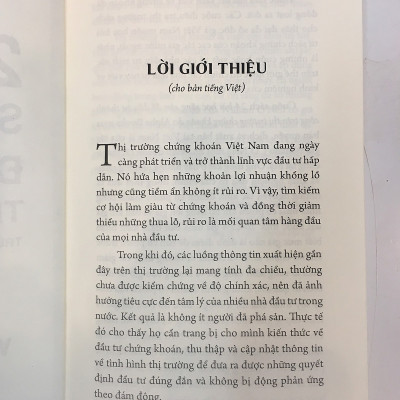 Sách - 24 Bài Học Sống Còn Để Đầu Tư Thành Công Trên Thị Trường Chứng Khoán (Tái Bản 2018)