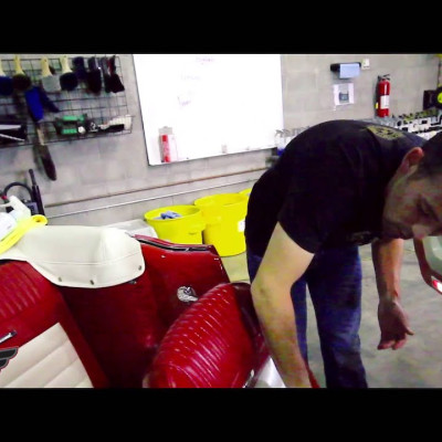 DUNG DỊCH VỆ SINH VÀ DƯỠNG DA 2 TRONG 1 CHEMICAL GUYS SPRAYABLE LIQUID LEATHER CONDITIONER 473ML