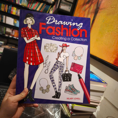Sách - Drawing Fashion: Creating a Collection by Hilary Lovell - Fashion