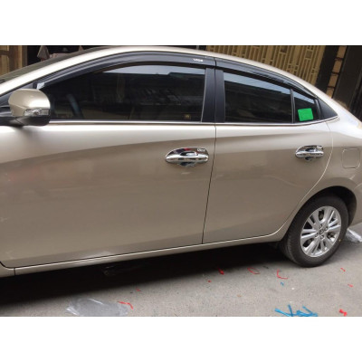 Nẹp Chân Kính Inox Dành Cho Xe VIOS 2019 2020 2021 - chất liệu inox - 6 chi tiết
