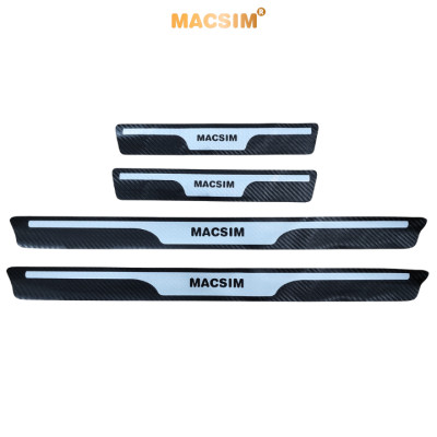 Miếng dán/ decal bảo vệ bậc cửa ô tô – Carbon loại dày – 4 miếng – Chống xước – Dán dễ – Size nhỏ/lớn tùy xe