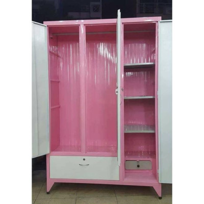 Tủ sắt tĩnh điện 3 cửa Đại Thành màu kem