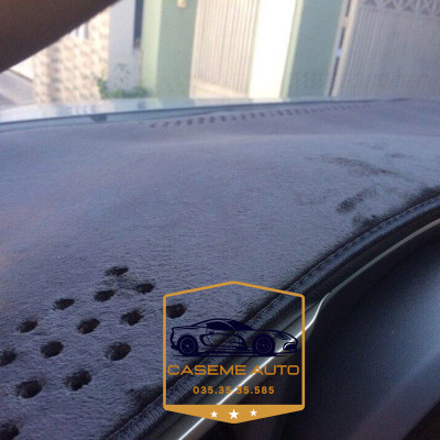 [TOYOTA YARIS CROSS] Thảm Taplo 3 Lớp Dành Cho Xe TOYOTA YARIS CROSS, Nhung Lông Cừu Và Da Vân Carbon Cao Cấp - Hàng Chính Hãng