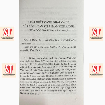 Sách - Luật Xuất Cảnh, Nhập Cảnh Của Công Dân Việt Nam (Hiện Hành) ( Sửa Đổi, Bổ Sung Năm 2023) - NXB Chính Trị Quốc Gia