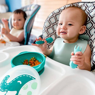 Bát tập ăn silicon có nắp và đế hút chân không chống đổ cho bé Marcus & Marcus, từ 12 tháng - Ollie