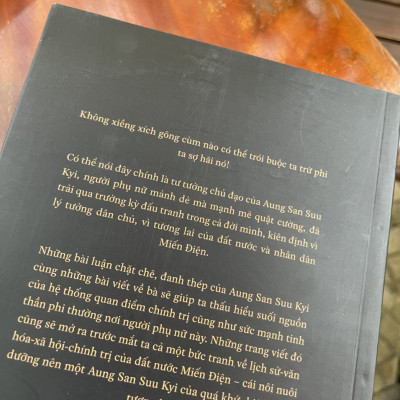 VƯỢT QUA SỢ HÃI -