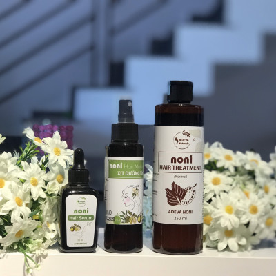 Dầu gội chống gàu ngừa rụng tóc Adeva Noni - 100% từ thảo dược thiên nhiên, không cần dầu xả. Mùi thơm tự nhiên, phục hồi tóc hư tổn, giúp tóc bóng mượt tự nhiên