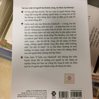 Những kẻ xuất chúng – Không ai tự sinh ra đã vĩ đại (Tái bản lần thứ 14 năm 2021)