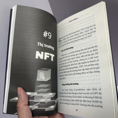 NFT – KHI NGHỆ THUẬT TRỞ THÀNH TÀI SẢN SỐ – Chris Collins - Hoàng Ly dịch - AZ Viêt Nam- NXB Thế Giới