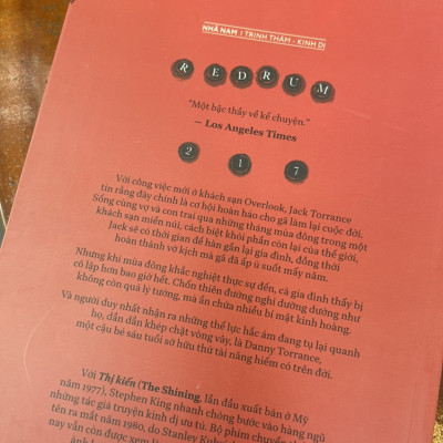 THỊ KIẾN – Stephen King – THE SHINING – Nhã Nam