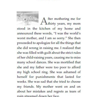 Chicken Soup For The Mother And Daughter Soul - Vòng Tay Của Mẹ (Tái Bản 2023)