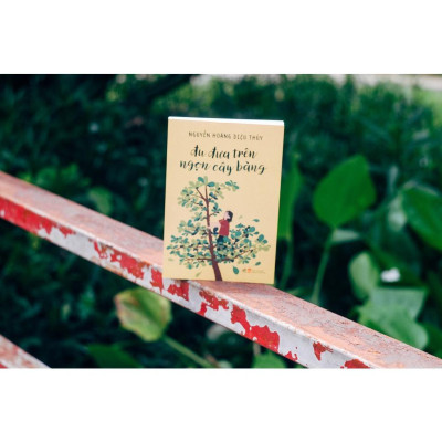 Sách - Đu đưa trên ngọn cây bàng