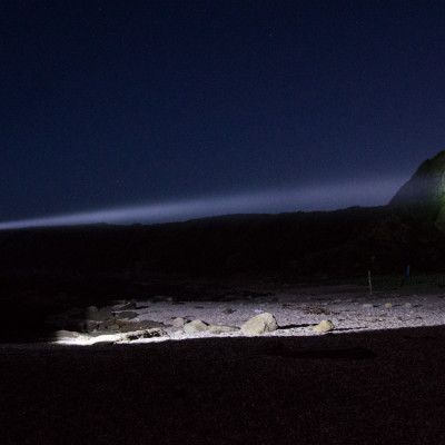 Đèn pin cầm tay chính hãng Gentos UT-1000M,đèn chiếu xa nhập khẩu từ Nhật