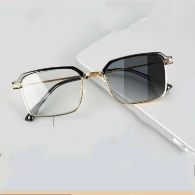 Kính  đọc sách đổi màu khi nắng phom vuông phù hợp cho nam và nữ độ từ 1.0-4.0 độ