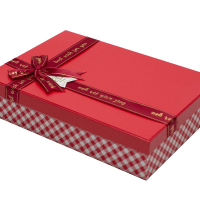 Hộp Quà Chữ Nhật Phượng Hoàng C203 - 27 x 19 x 6 cm - Giao mẫu ngẫu nhiên