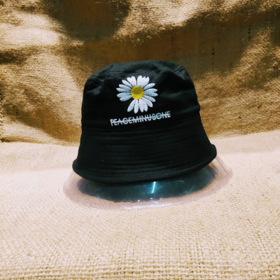 Nón Bo cánh hoa úa tàn