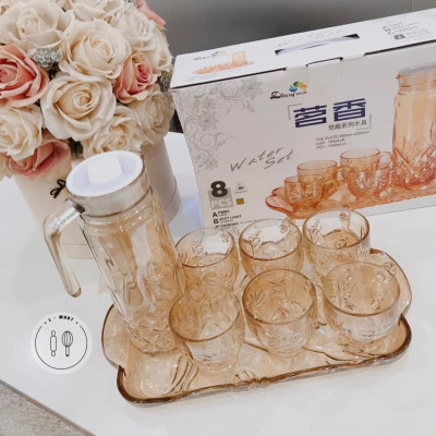 BỘ BÌNH ĐỰNG NƯỚC UỐNG KÈM 6 CỐC VÀ KHAY THỦY TINH VÀNG CAO CẤP DLICSY