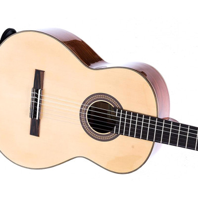 Đàn guitar classic DC250 full size gỗ hồng đào solid cho âm thanh cổ điển ấm áp Duy Guitar