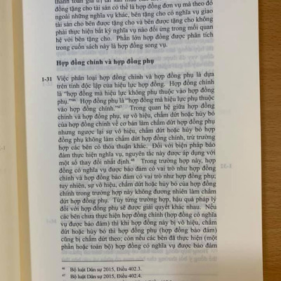 Combo - Sách Pháp luật về doanh nghiệp, Pháp luật về hợp đồng, Soạn thảo hợp đồng thực chiến
