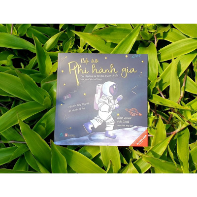 Bộ Áo Phi Hành Gia