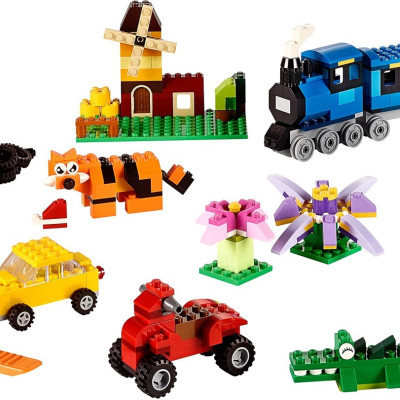 Đồ Chơi Lắp Ráp LEGO Thùng Gạch Trung Classic Sáng Tạo 10696 Cho Bé Trên 1 Tuổi (484 chi tiết)
