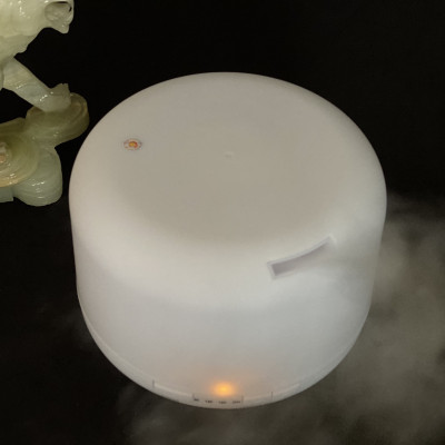 Máy Phun Sương, Tạo Độ Ẩm 500ML Có Đèn Led 7 Chế Độ Màu