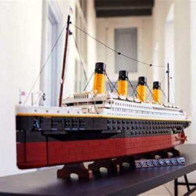 LEGO - 10294 - Con Tàu Titanic Huyền Thoại (9090 chi tiết)