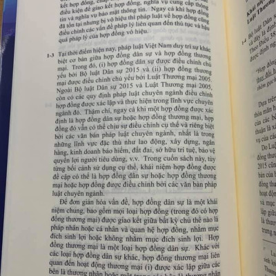 Combo - Sách Pháp luật về doanh nghiệp, Pháp luật về hợp đồng, Soạn thảo hợp đồng thực chiến