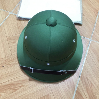 Mũ cối tàu lòng vàng khuy trắng phiên bản cối xưa,vải gabadin tô châu,cốt phố tuyệt đối không ngấm nước,va đạp đứng lên dậm nhảy thỏa mái,rơi không vỡ