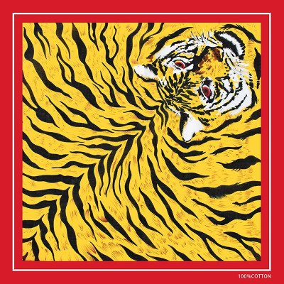 Bộ sưu tập khăn vuông bandana cotton họa tiết báo cá tính (54x54cm)